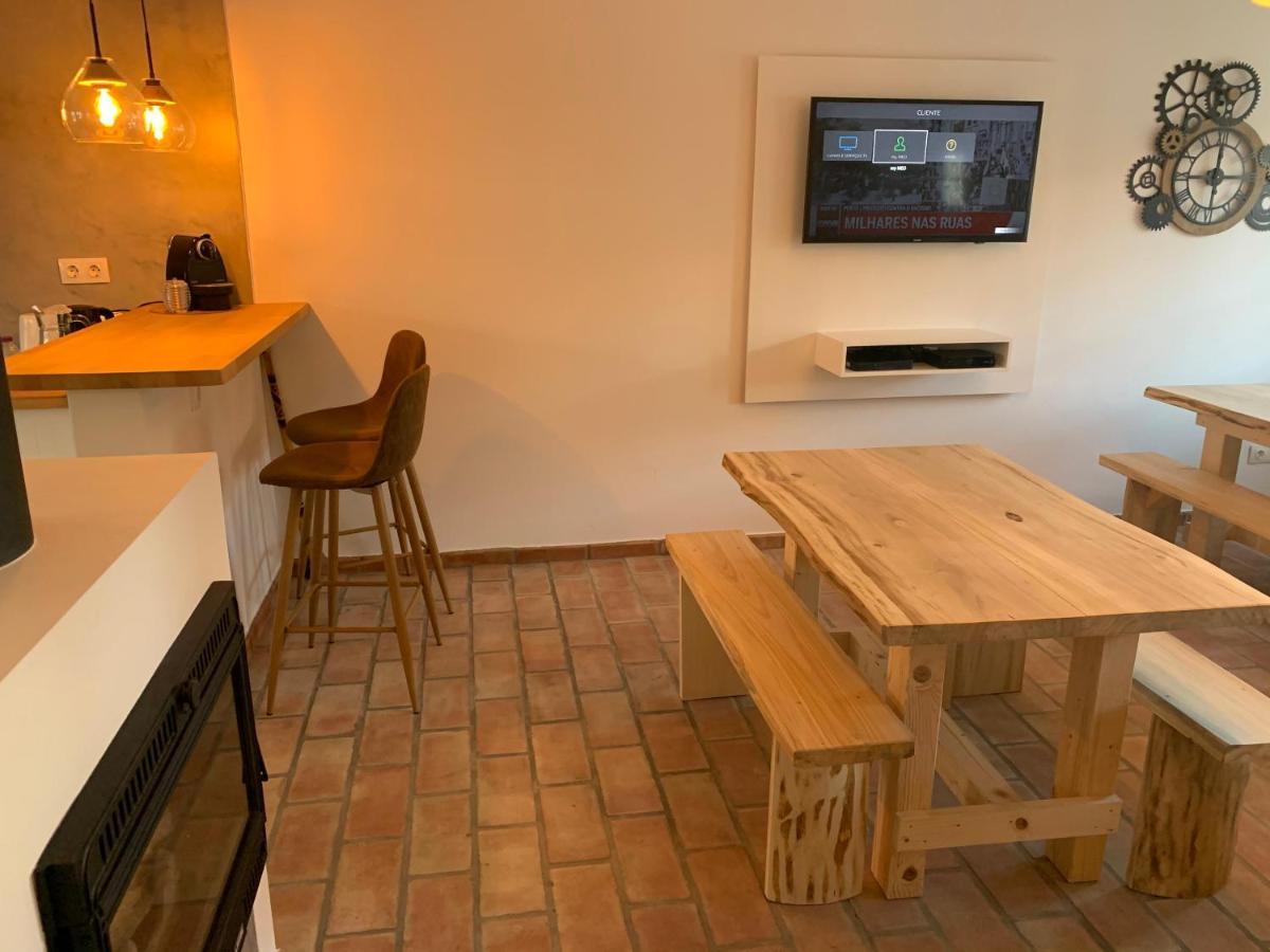 Almograve Beach Hostel מראה חיצוני תמונה