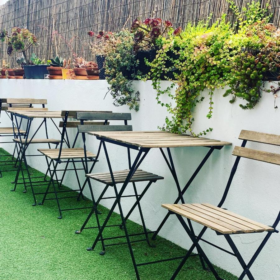 Almograve Beach Hostel מראה חיצוני תמונה