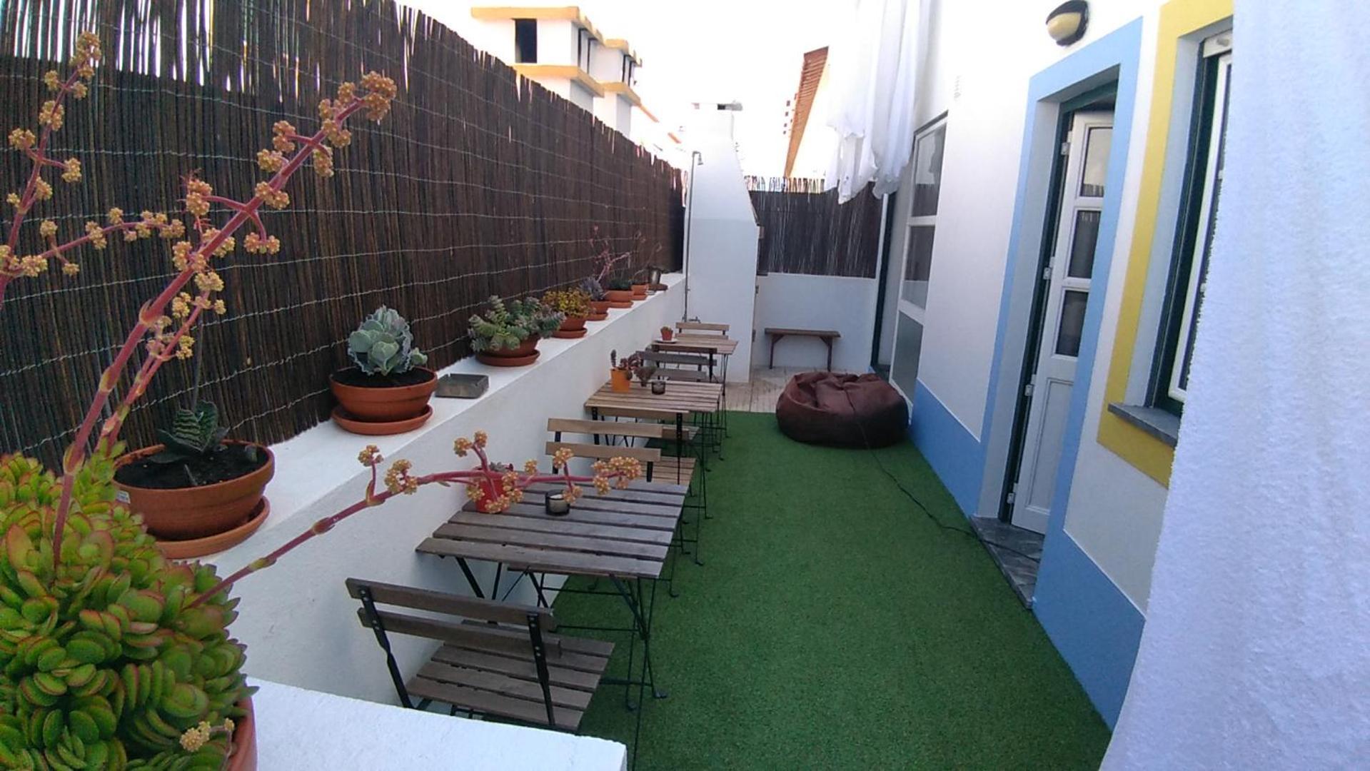 Almograve Beach Hostel מראה חיצוני תמונה